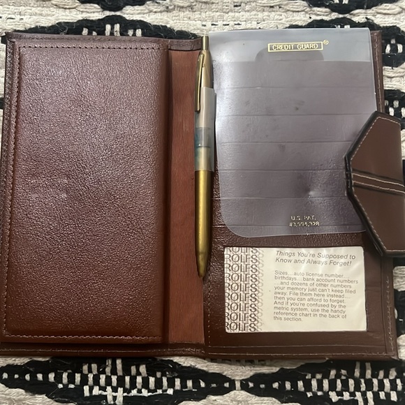 Rolf’s vintage Leather checkbook - Picture 4 of 7